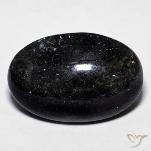 23.73ct Natürlicher Schwarz mit blauem Glanz Nuummit, Oval, Lichtundurchlässig