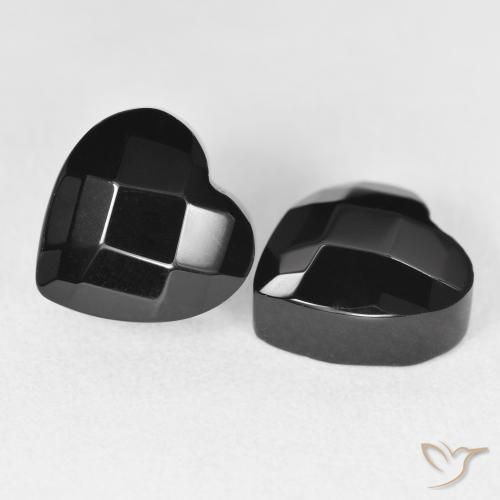 8.43 ct natürliche Schwarz Onyx-Edelsteine, Herz, Lichtundurchlässig