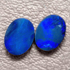  ct natürliche mehrfarbiger Opal-Dublette-Edelsteine, Oval Schliff, Lichtundurchlässig