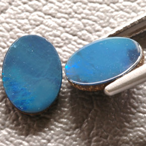  ct natürliche mehrfarbiger Opal-Dublette-Edelsteine, Oval Schliff, Lichtundurchlässig