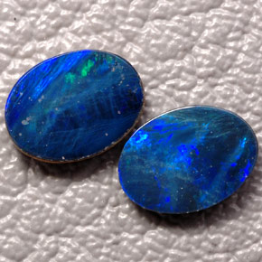  ct natürliche mehrfarbiger Opal-Dublette-Edelsteine, Oval Schliff, Lichtundurchlässig