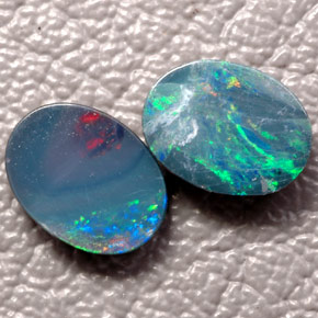  ct natürliche mehrfarbiger Opal-Dublette-Edelsteine, Oval Schliff, Lichtundurchlässig