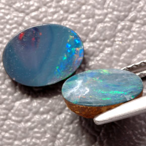  ct natürliche mehrfarbiger Opal-Dublette-Edelsteine, Oval Schliff, Lichtundurchlässig
