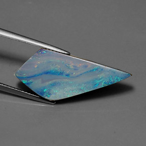 7,60 ctw natürlicher mehrfarbiger Opal-Dublette, Fantasieschliff, Lichtundurchlässig