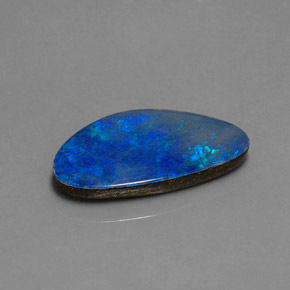 8,35 ctw natürlicher mehrfarbiger Opal-Dublette, Fantasieschliff, Lichtundurchlässig