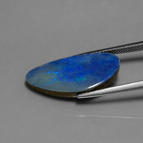 8,35 ctw natürlicher mehrfarbiger Opal-Dublette, Fantasieschliff, Lichtundurchlässig