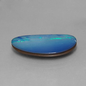 6,85 ctw natürlicher mehrfarbiger Opal-Dublette, Fantasieschliff, Lichtundurchlässig