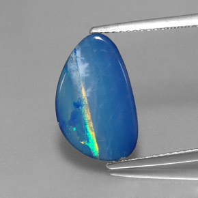 2,97 ctw natürlicher mehrfarbiger Opal-Dublette, Fantasieschliff, Lichtundurchlässig