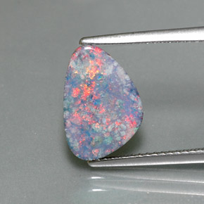 2,09 ctw natürlicher mehrfarbiger Opal-Dublette, Fantasieschliff, Lichtundurchlässig