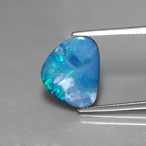 3,71 ctw natürlicher mehrfarbiger Opal-Dublette, Fantasieschliff, Lichtundurchlässig