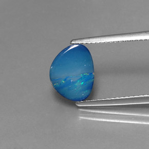 1,28 ctw natürlicher mehrfarbiger Opal-Dublette, Fantasieschliff, Lichtundurchlässig
