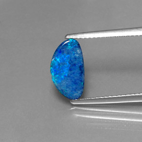 1,20 ctw natürlicher mehrfarbiger Opal-Dublette, Fantasieschliff, Lichtundurchlässig