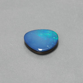 1,06 ctw natürlicher mehrfarbiger Opal-Dublette, Fantasieschliff, Lichtundurchlässig