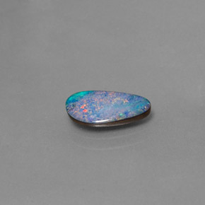 1,26 ctw natürlicher mehrfarbiger Opal-Dublette, Fantasieschliff, Lichtundurchlässig