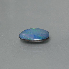 0,92 ctw natürlicher mehrfarbiger Opal-Dublette, Fantasieschliff, Lichtundurchlässig