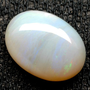 2,76 ctw natürlicher mehrfarbiger Opal, Transparent, Transparent / Lichtdurchlässig