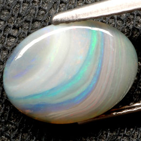 1,32 ctw natürlicher mehrfarbiger Opal, Oval Schliff, Lichtundurchlässig