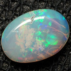 0,36 ctw natürlicher mehrfarbiger Opal, Oval Schliff, Lichtundurchlässig