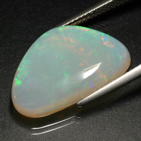 9,05 ctw natürlicher mehrfarbiger Opal, Transparent, Transparent / Lichtdurchlässig
