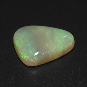 10,15 ctw natürlicher mehrfarbiger Opal, Transparent, Transparent / Lichtdurchlässig