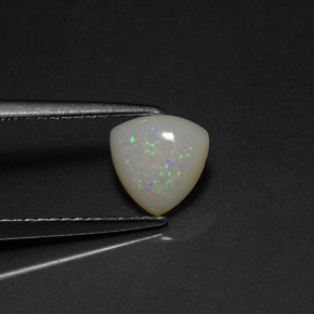 0,56 ctw natürlicher mehrfarbiger Opal, Transparent, Transparent / Lichtdurchlässig