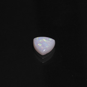 0,66 ctw natürlicher mehrfarbiger Opal, Transparent, Transparent / Lichtdurchlässig