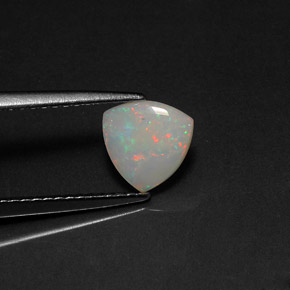 0,45 ctw natürlicher mehrfarbiger Opal, Transparent, Transparent / Lichtdurchlässig