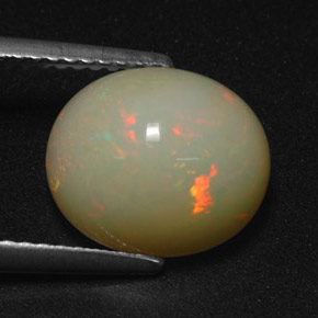 2,99 ctw natürlicher mehrfarbiger Opal, Oval Schliff, Lichtdurchlässig