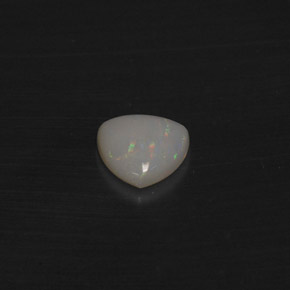 0,60 ctw natürlicher mehrfarbiger Opal, Trillion, Lichtdurchlässig