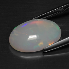 5,49 ctw natürlicher mehrfarbiger Opal, Oval Schliff, Lichtundurchlässig