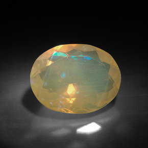 3,16 ctw natürlicher mehrfarbiger Opal, Oval Schliff, Transparent