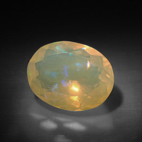 3,16 ctw natürlicher mehrfarbiger Opal, Oval Schliff, Transparent