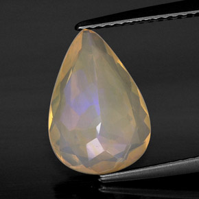 2,01 ctw natürlicher mehrfarbiger Opal, Birnenform, Transparent