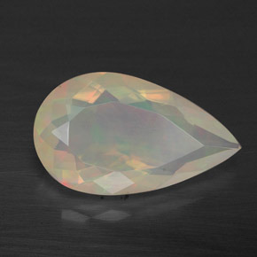 2,84 ctw natürlicher mehrfarbiger Opal, Birnenform, Transparent