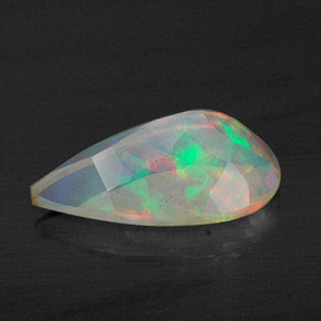 1,63 ctw natürlicher mehrfarbiger Opal, Birnenform, Transparent