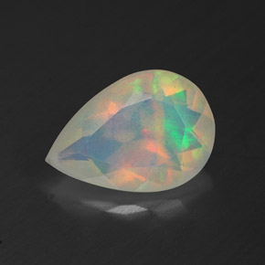 1,77 ctw natürlicher mehrfarbiger Opal, Birnenform, Transparent