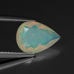 1,28 ctw natürlicher mehrfarbiger Opal, Birnenform, Transparent