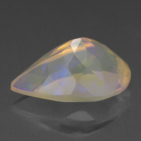 1,68 ctw natürlicher mehrfarbiger Opal, Birnenform, Transparent
