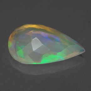 1,54 ctw natürlicher mehrfarbiger Opal, Birnenform, Transparent