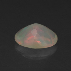 0,64 ctw natürlicher mehrfarbiger Opal, Transparent, Transparent / Lichtdurchlässig