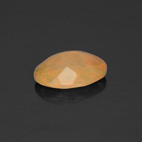 0,67 ctw natürlicher mehrfarbiger Opal, Transparent, Transparent / Lichtdurchlässig