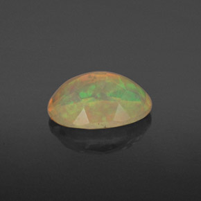 0,66 ctw natürlicher mehrfarbiger Opal, Transparent, Transparent / Lichtdurchlässig