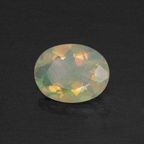 0,73 ctw natürlicher mehrfarbiger Opal, Oval Schliff, Lichtdurchlässig