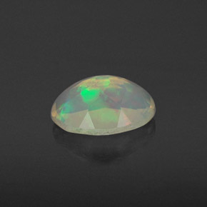 0,67 ctw natürlicher mehrfarbiger Opal, Transparent, Transparent / Lichtdurchlässig