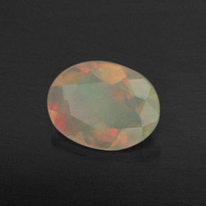 0,69 ctw natürlicher mehrfarbiger Opal, Transparent, Transparent / Lichtdurchlässig