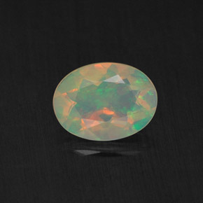 0,65 ctw natürlicher mehrfarbiger Opal, Transparent, Transparent / Lichtdurchlässig