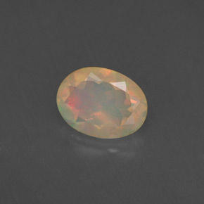 0,75 ctw natürlicher mehrfarbiger Opal, Transparent, Transparent / Lichtdurchlässig