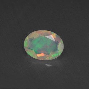 0,65 ctw natürlicher mehrfarbiger Opal, Transparent, Transparent / Lichtdurchlässig