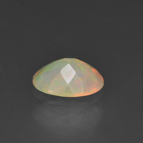 0,63 ctw natürlicher mehrfarbiger Opal, Oval Schliff, Lichtdurchlässig