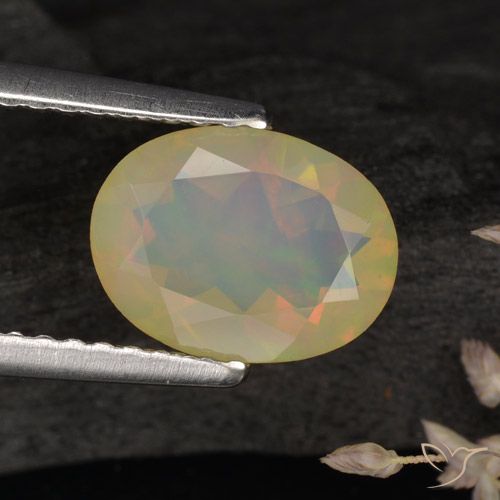 0.96ct Natürlicher Mehrfarbig Opal, Oval, Lichtdurchlässig, Photo A